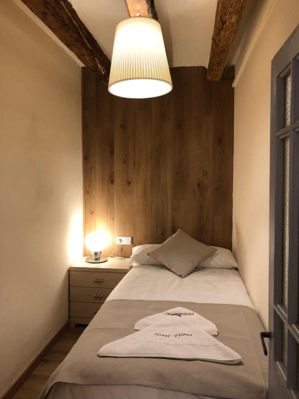 Apartament Piteus Centre San Lorenzo de Morunys Dış mekan fotoğraf
